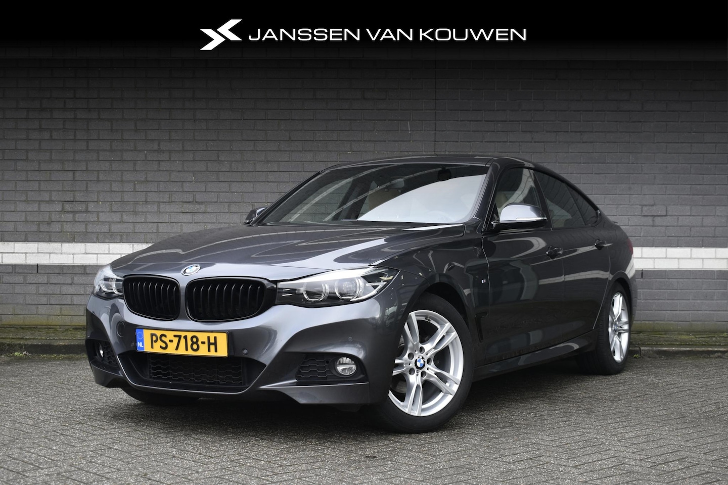 BMW 3-serie Gran Turismo - 320i High Executive / M Sport / Panoramadak / Elektrische Stoelen / Trekhaak - AutoWereld.nl