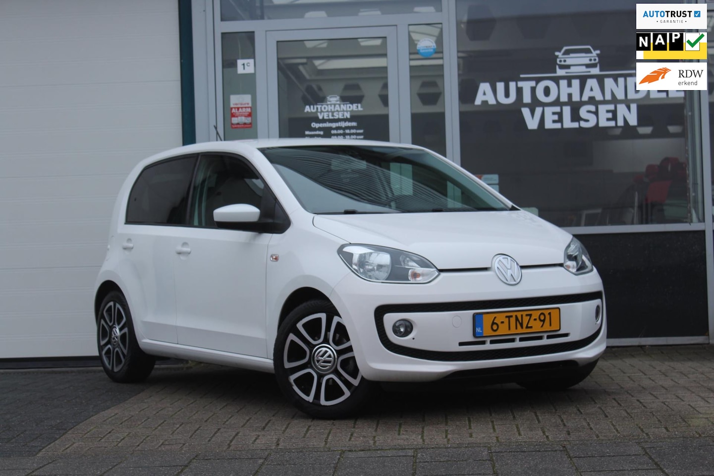 Volkswagen Up! - 1.0 high up! BlueMotion|Nap|Navi| - AutoWereld.nl