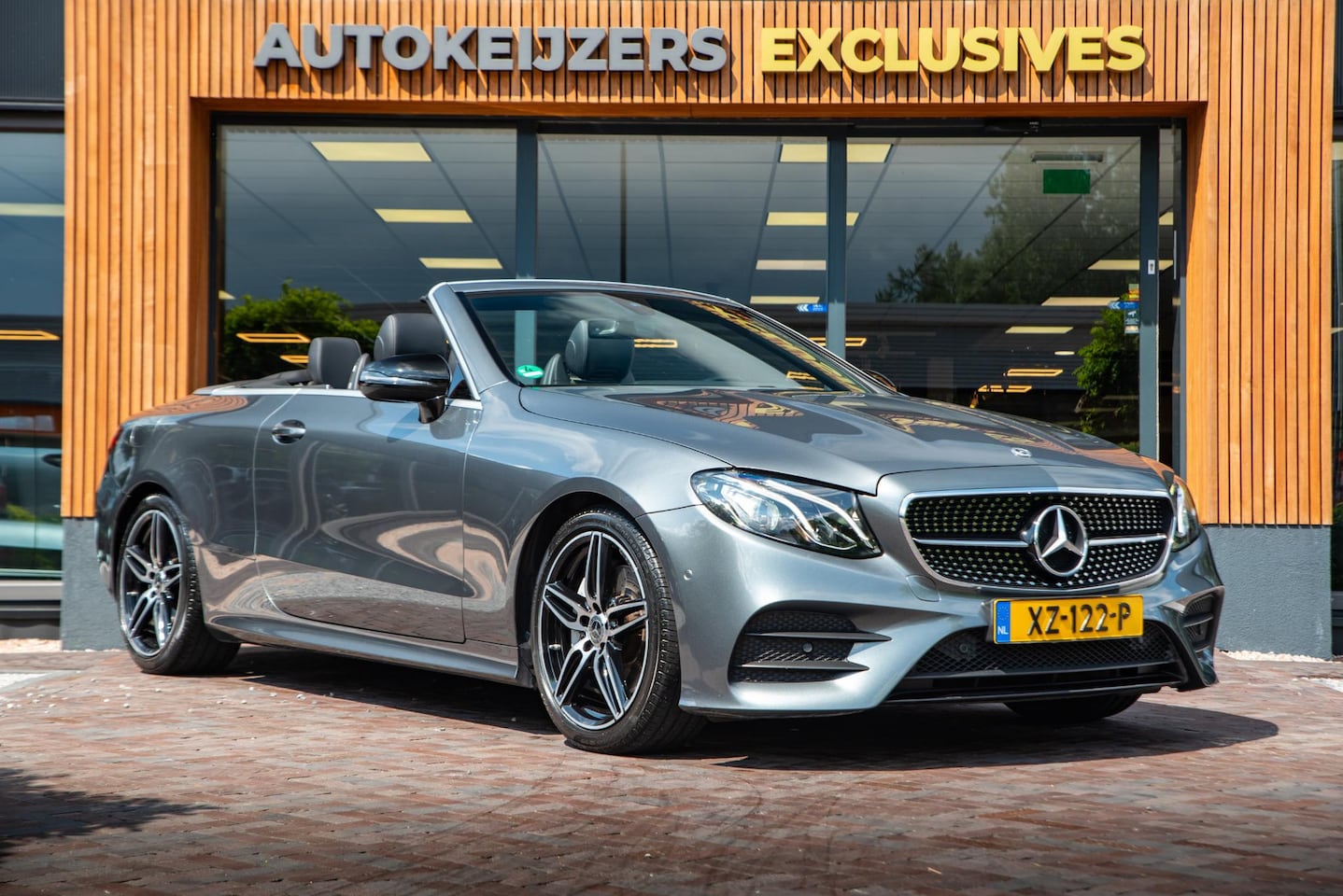 Mercedes-Benz E-klasse Cabrio - 200 AMG Burmester Nekverwarming Leer - AutoWereld.nl