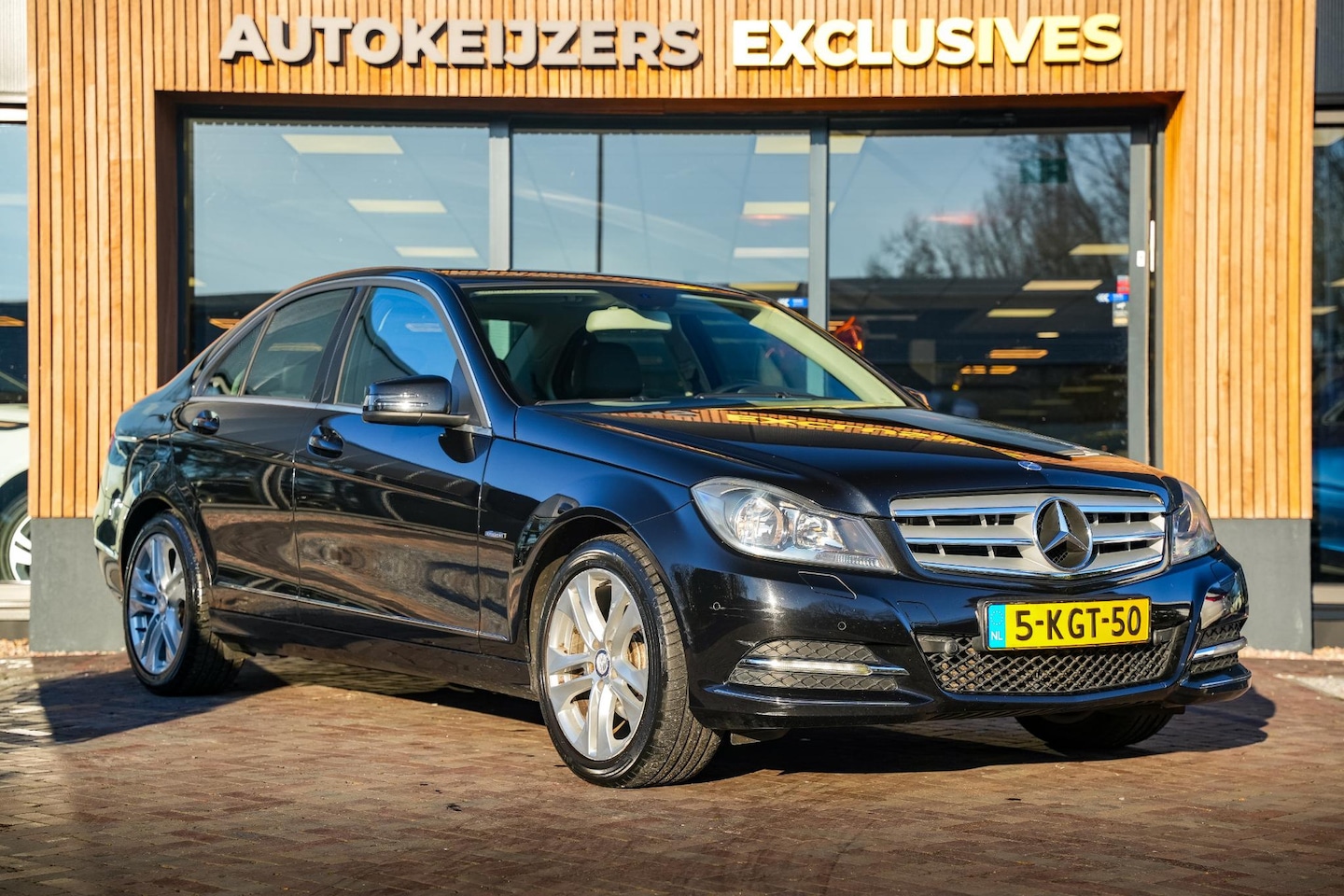 Mercedes-Benz C-klasse - 180 Business Class Avantgarde Airco Navi Cruisecontrol Stoelverw. - AutoWereld.nl