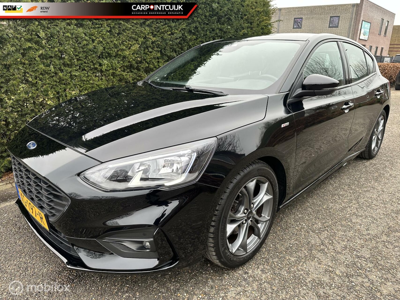 Ford Focus - 1.0 EcoBoost ST Line Business Pano Led - AutoWereld.nl