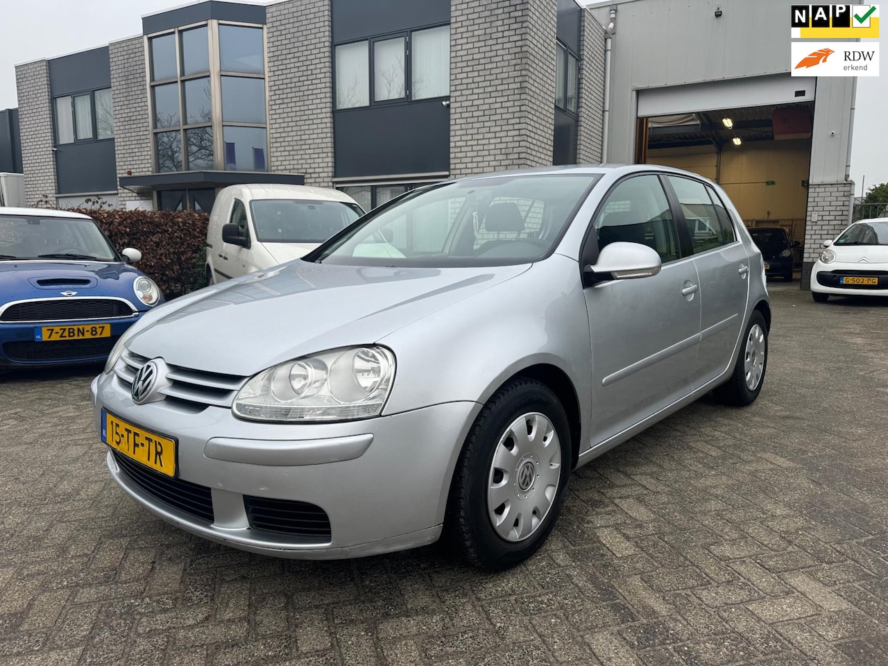 Volkswagen Golf - 1.6 FSI Trendline Automaat Navi Nap - AutoWereld.nl