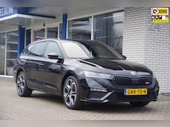 Skoda Octavia Combi - 1.4 TSI RS iV Hybrid Automaat Panoramadak Leer/Alcantara