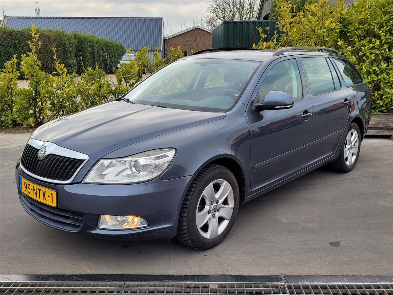 Skoda Octavia - 1.2 TSI | Clima | Cruise | Trekhaak | LM Velgen | PDC - AutoWereld.nl