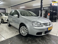 Volkswagen Golf - 1.6 FSI Optive 4