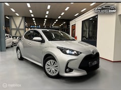 Toyota Yaris - 1.5 Hybrid Active CarPlay|Camera|1e eig| Nw APK