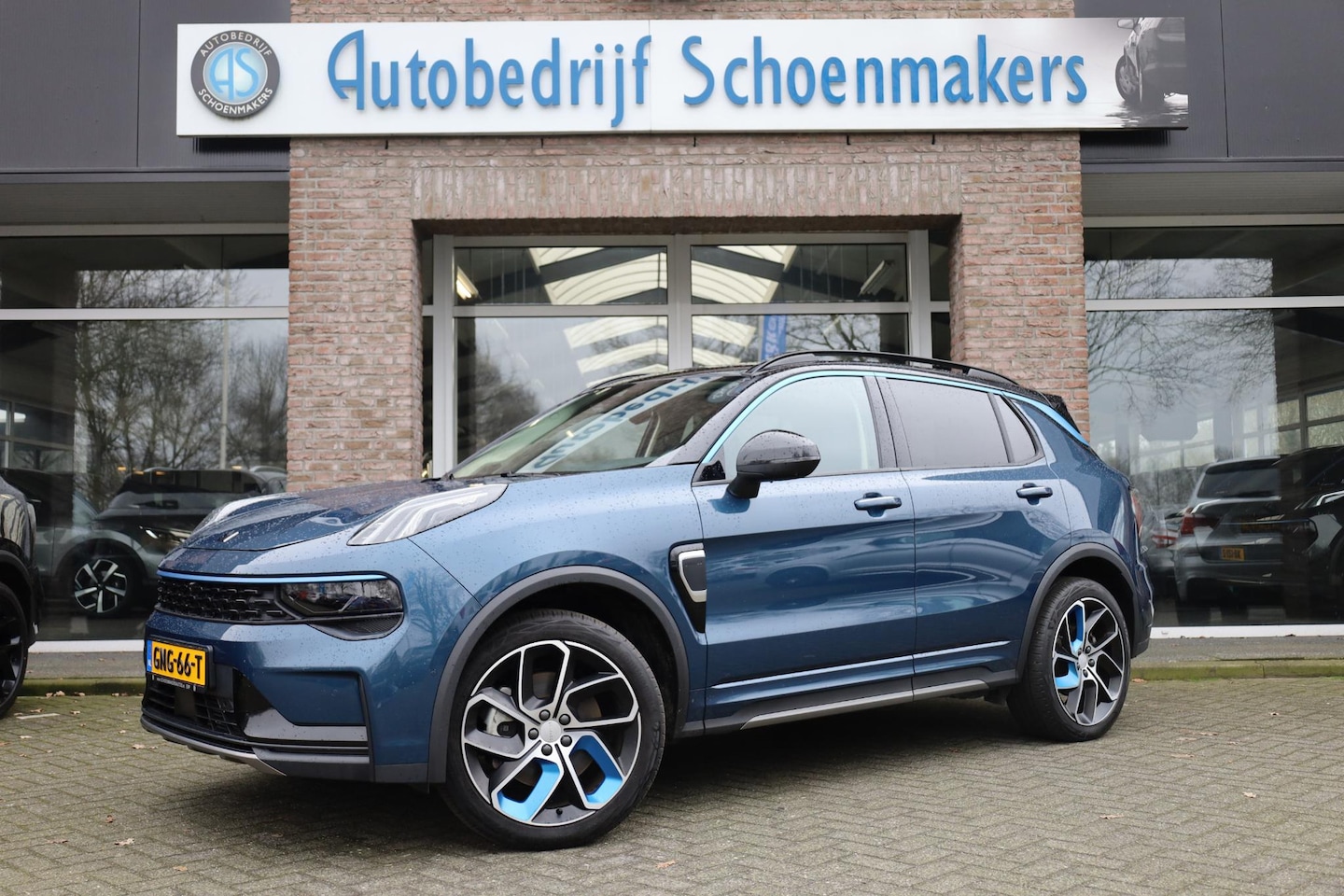 Lynk & Co 01 - 1.5 261PK! 360-CAMERA PANO/SCHUIF INFINITY DAB NAVI CARPLAY STOELVERWARMING ELEK.ACHTERKLE - AutoWereld.nl