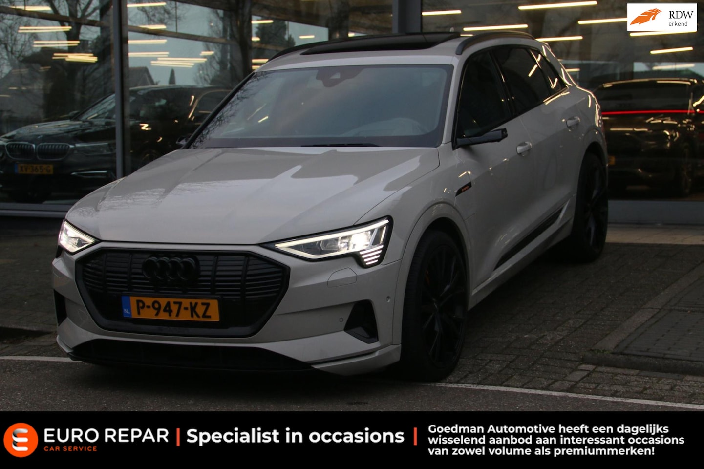 Audi e-tron - E-tron 55 quattro advanced 95 kWh PANO-DAK! - AutoWereld.nl