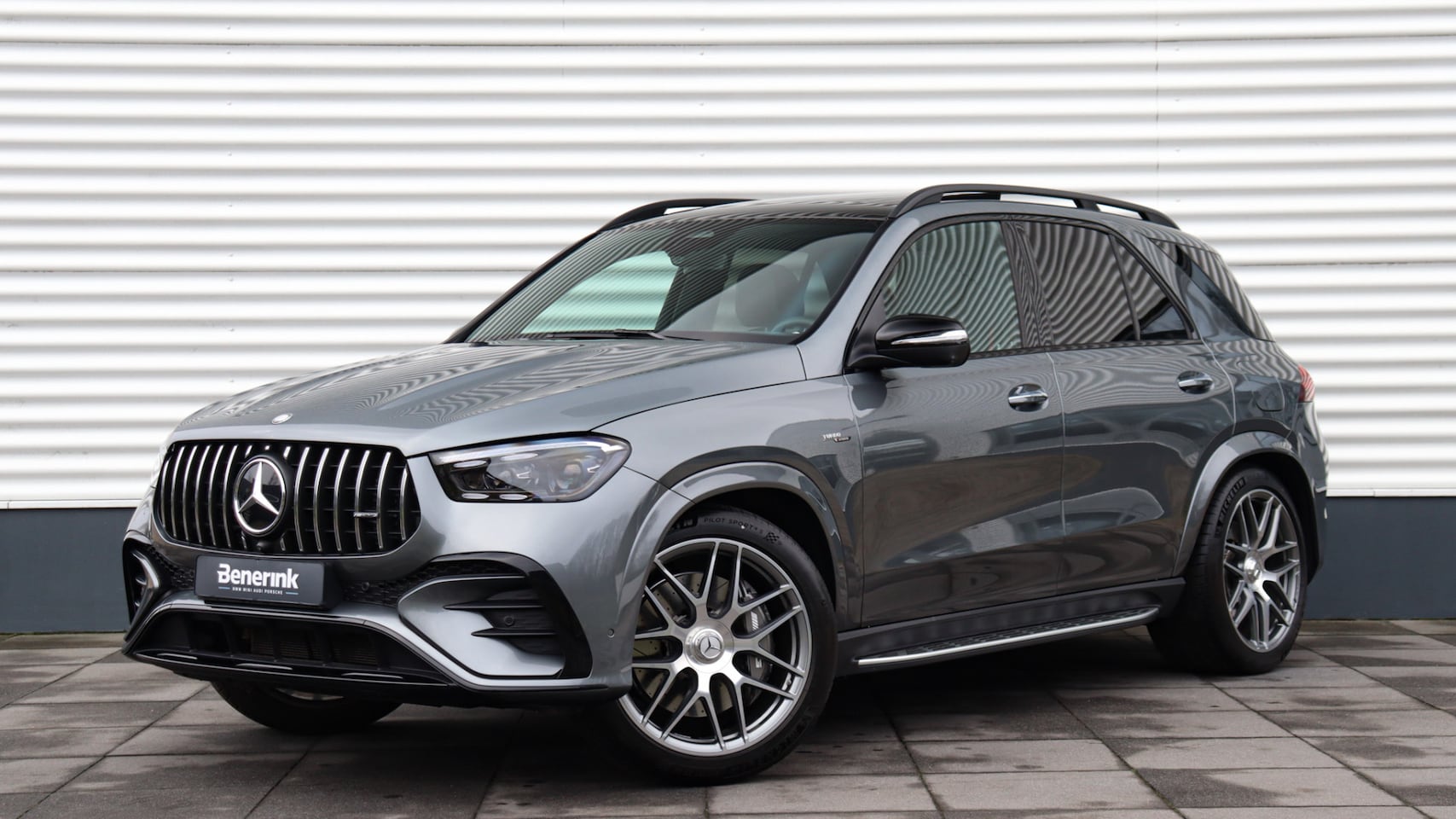 Mercedes-Benz GLE-Klasse - AMG 53 Hybrid 4MATIC+ | Burmester | Panoramadak | Night pakket | Trekhaak - AutoWereld.nl