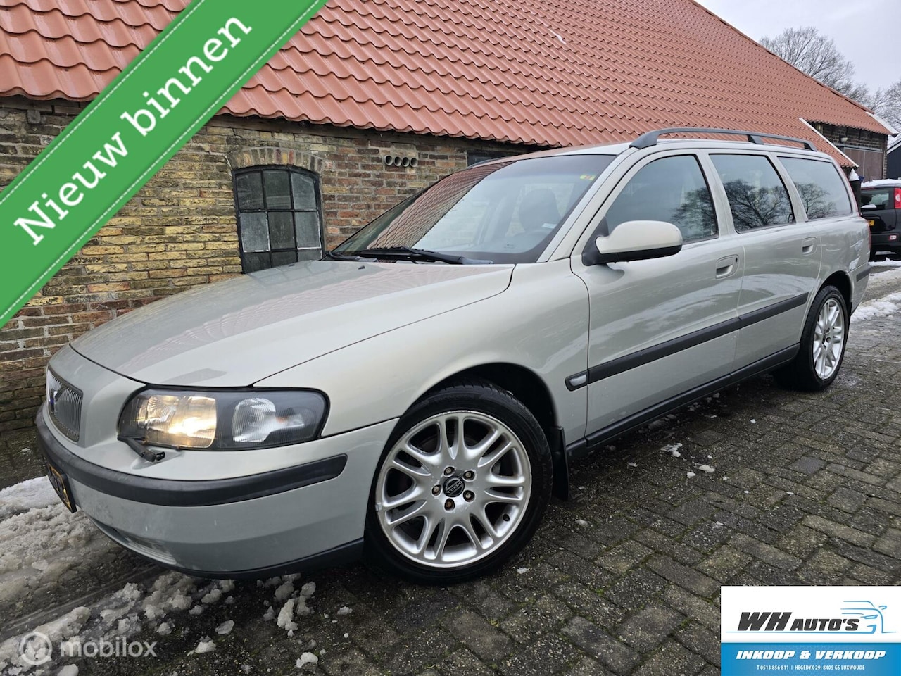 Volvo V70 - 2.4 Comfort Line 7 persoons Trekhaak leer - AutoWereld.nl