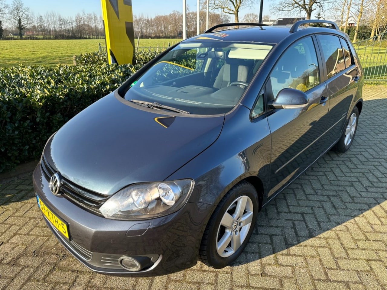 Volkswagen Golf Plus - 1.6 United Climate Control / PDC / Winterpakket - AutoWereld.nl