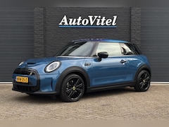 MINI Mini-Electric - Cooper SE | Panodak | Multi-Color Dak | Sportstoelen | Stoel + Stuurverwarming | Adaptief