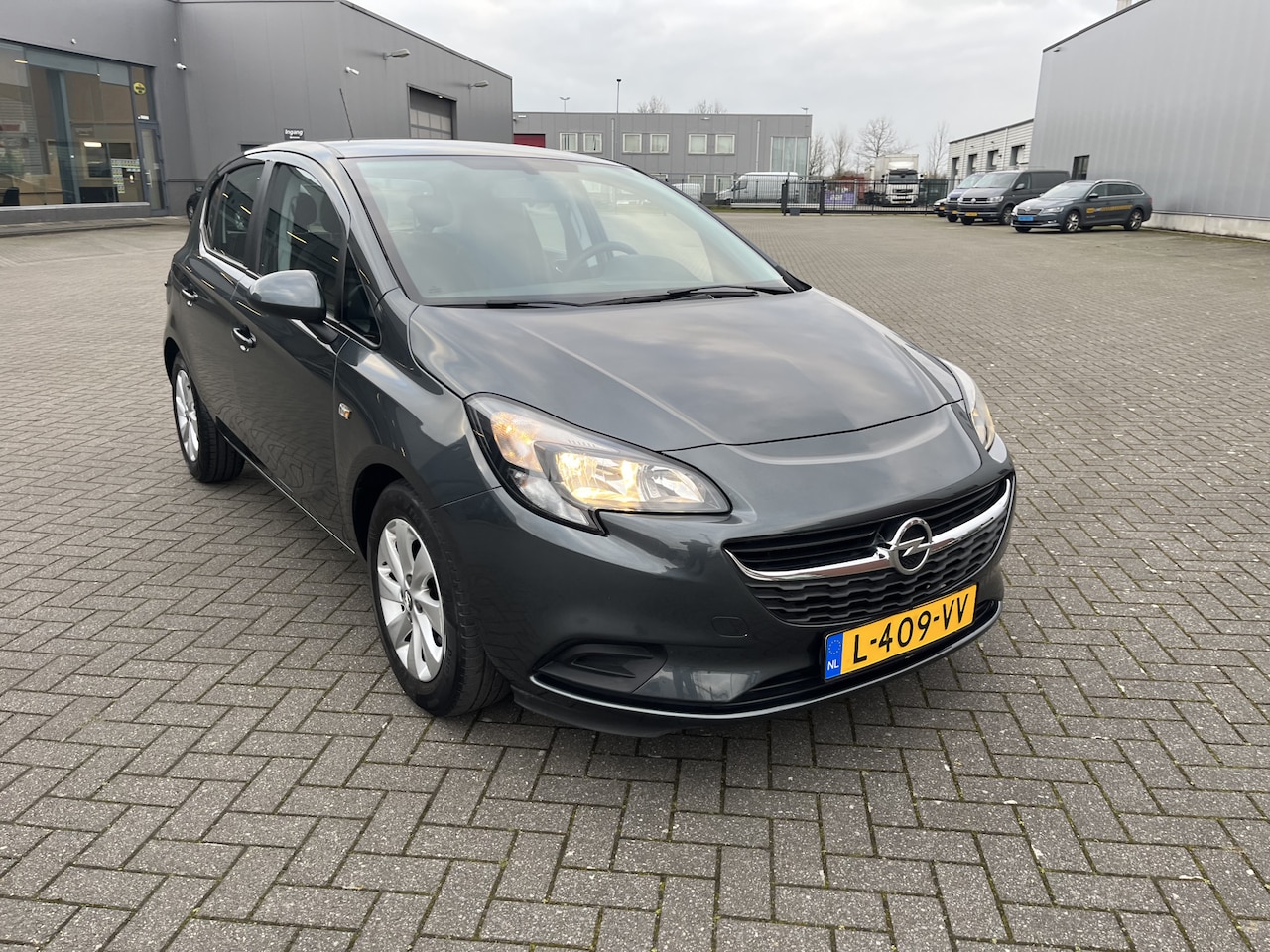 Opel Corsa - 1.2 5 drs 74 DKM - AutoWereld.nl