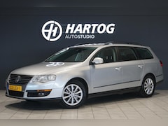 Volkswagen Passat Variant - 1.4 TSI Trendline AUT. + TREKHAAK / STOELVERWARMING