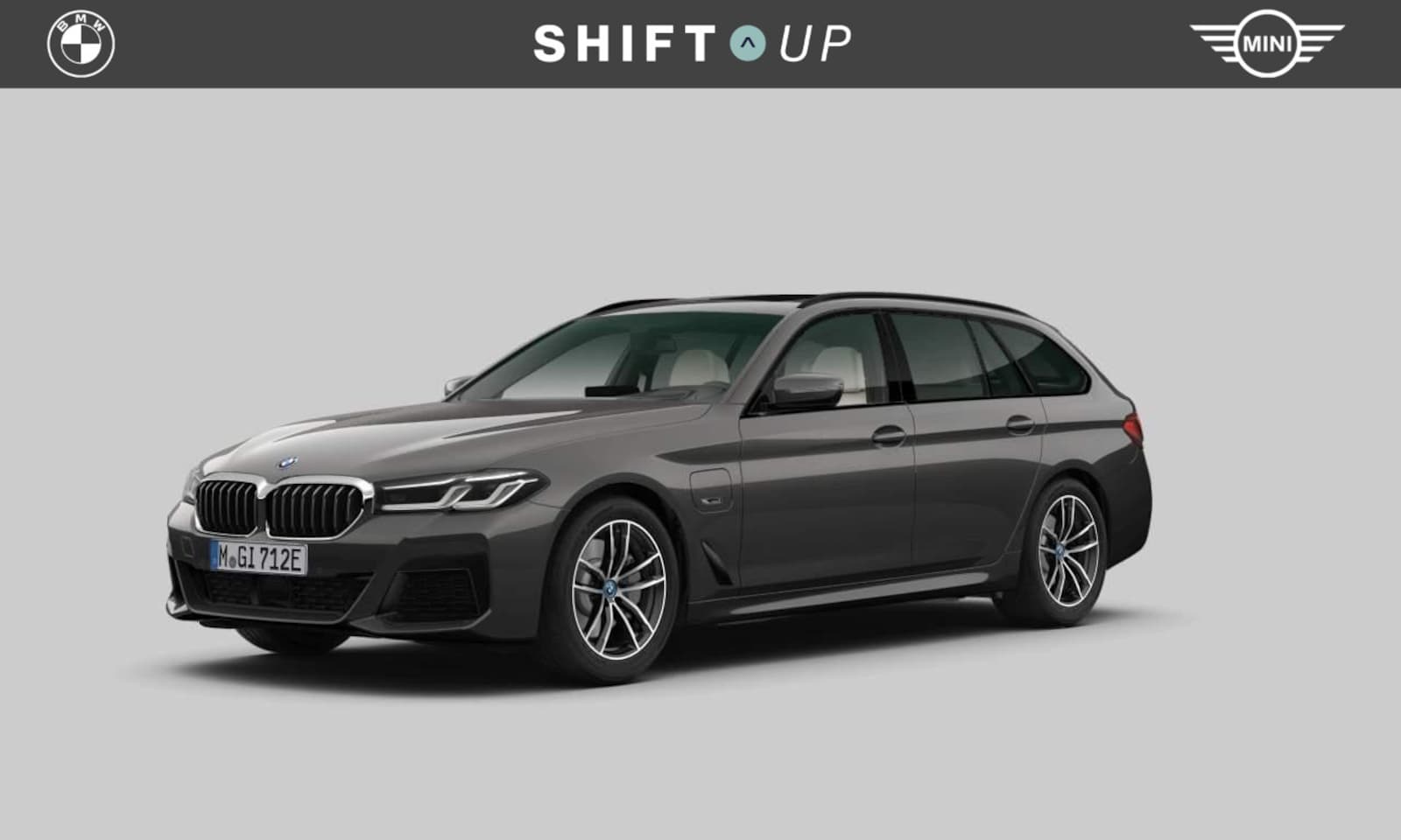 BMW 5-serie Touring - 530e xDrive M-Sport | Panoramadak | Head Up | Harman Kardon - AutoWereld.nl