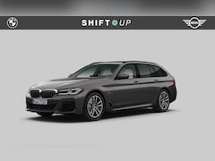 BMW 5-serie Touring - 530e xDrive M-Sport | Panoramadak | Head Up | Harman Kardon