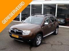 Dacia Duster - 1.6 Lauréate 2wd In opdracht van klant. Pdc, Trekhaak, Rijklaarprijs