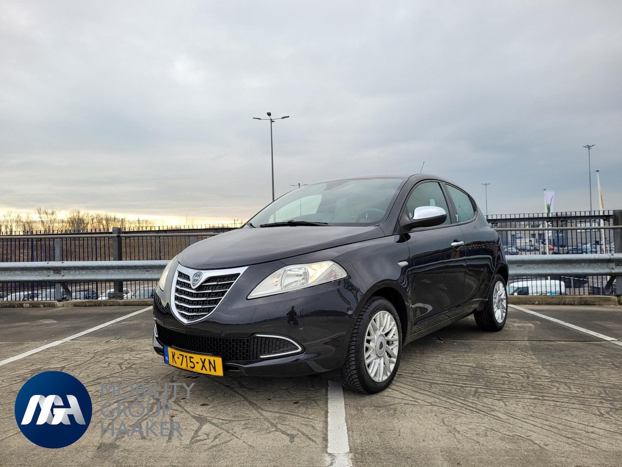 Lancia Y(psilon) - Ypsilon 0.9 TwinAir S MomoDesign - AutoWereld.nl