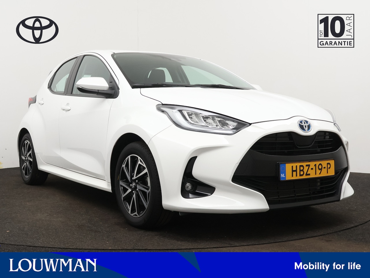 Toyota Yaris - 1.5 Hybrid Dynamic | Camera | Apple Carplay/Android Auto | Climate Control | LED | LM Velg - AutoWereld.nl