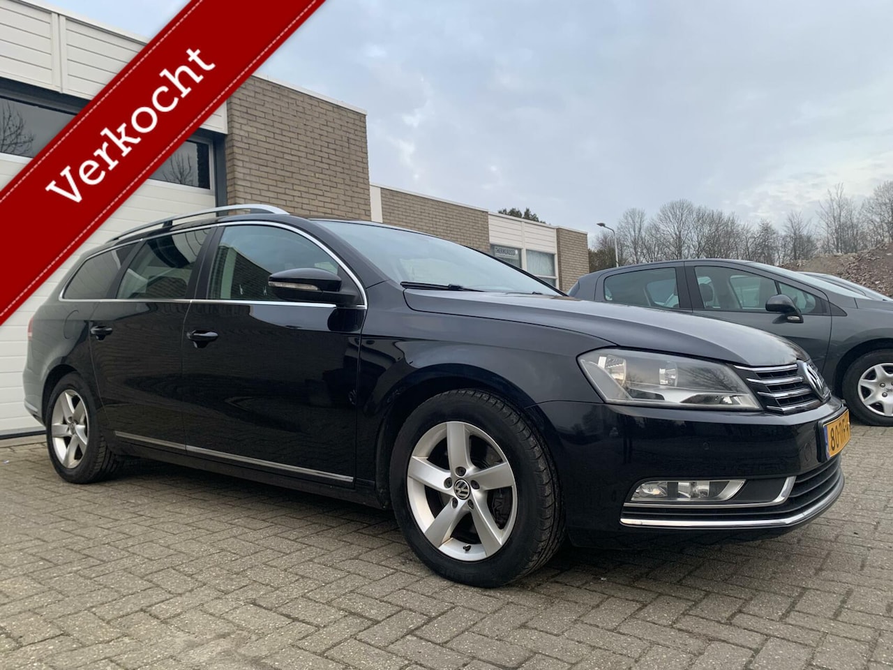 Volkswagen Passat Variant - 1.6 TDI High Executive Line BlueMotion NAP Airco Navi Cruise control Trekhaak Elektrische - AutoWereld.nl