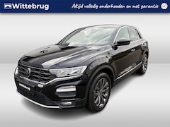 Volkswagen T-Roc - 1.5 TSI Sport / 17"LMV / NAVI