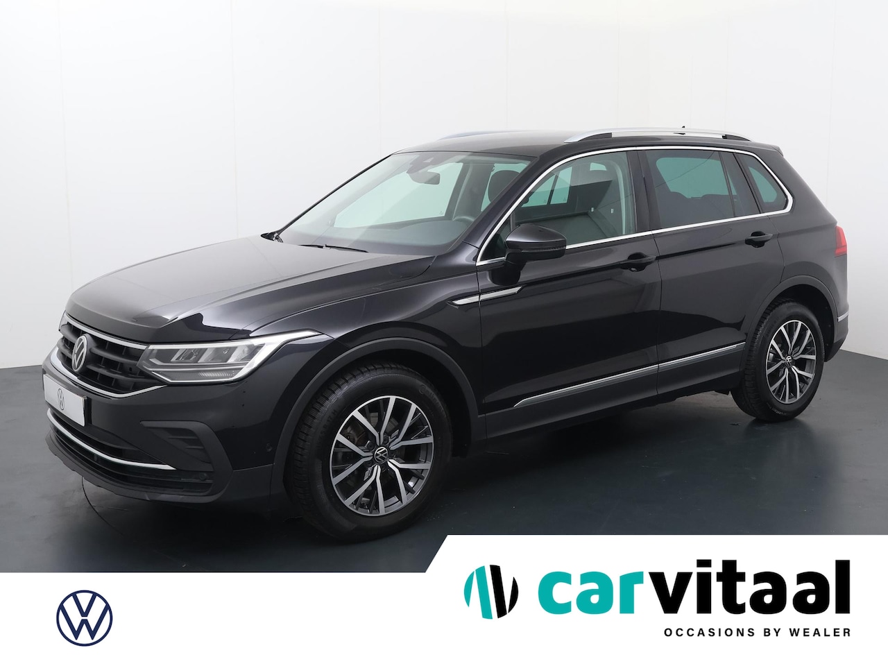 Volkswagen Tiguan - 1.5 TSI Life Business | 150 PK | Automaat | Verwarmbare voorstoelen | Achteruitrijcamera | - AutoWereld.nl