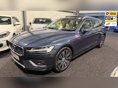 Volvo V60 - 2.0 T4 Inscription Achteruitrij camera- Panorama- Apple Carplay