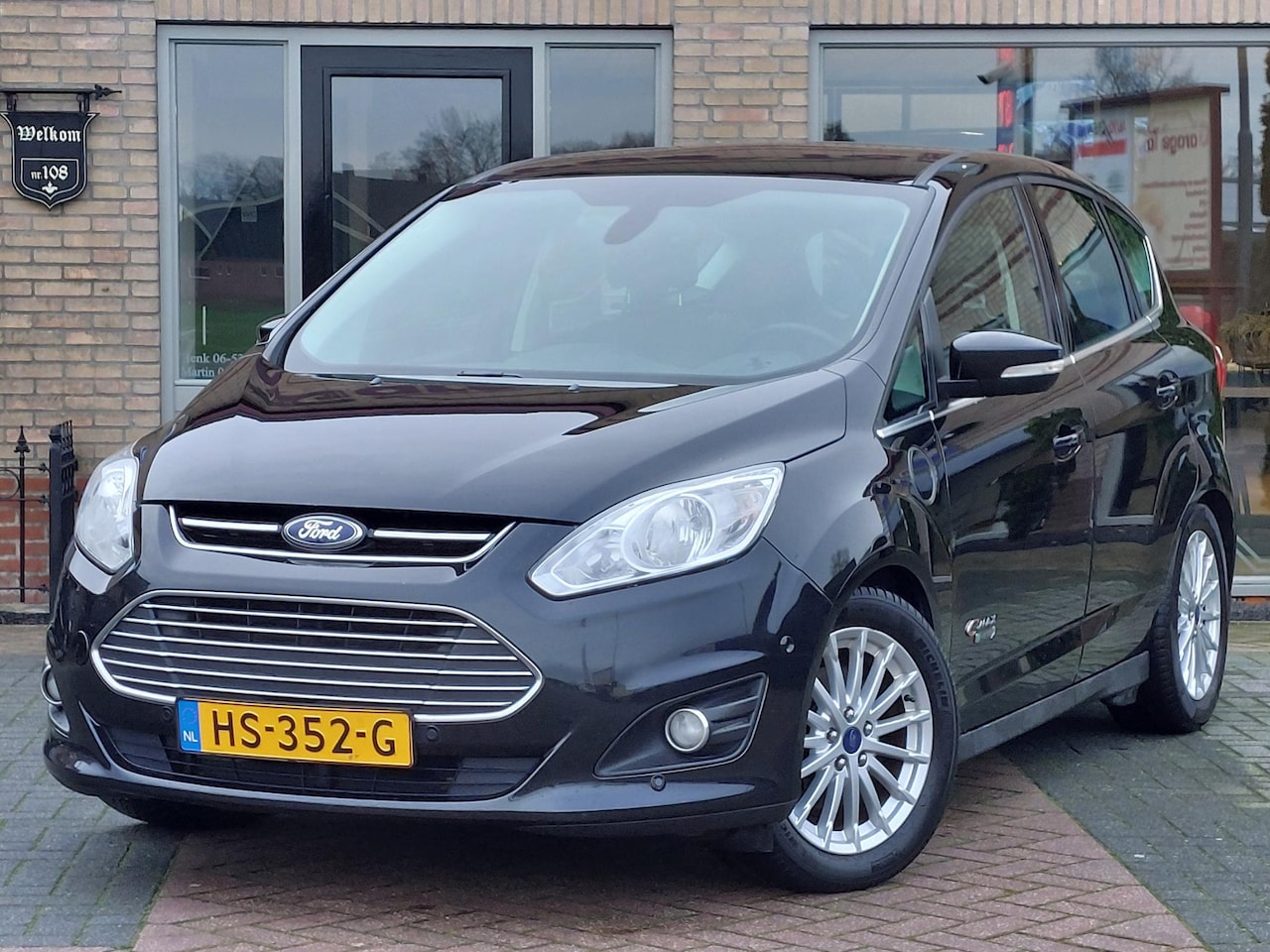 Ford C-Max - 2.0 Hybrid Titanium+ | Leer | Pano | Camera | NAP | BTW - AutoWereld.nl