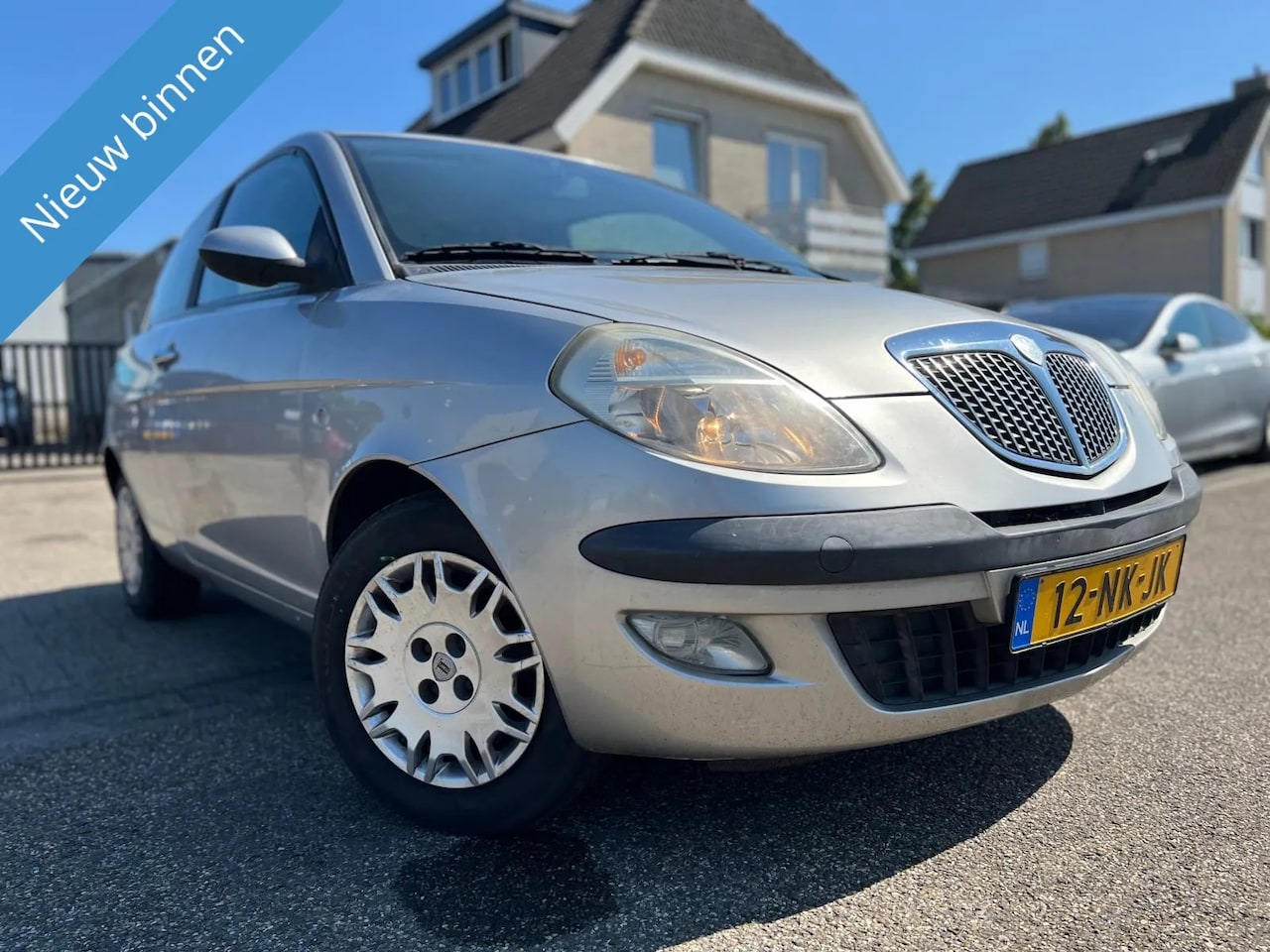 Lancia Y(psilon) - Ypsilon 1.4-16V Argento - AutoWereld.nl