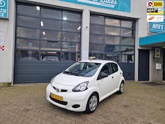 Toyota Aygo - 1.0-12V Now