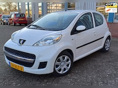 Peugeot 107 - 1.0-12V Urban Move 5deurs, airco