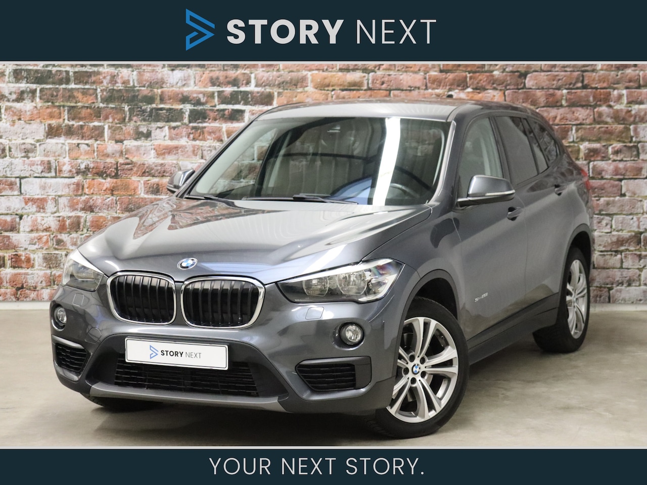 BMW X1 - sDrive20i Executive Automaat / Navigatie / Stoelverwarming / Climate Control / Opbergpakke - AutoWereld.nl