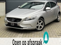 Volvo V40 - 2.0 D2 Kinetic Business Airco - CitySafe - Euro 6 - Wit