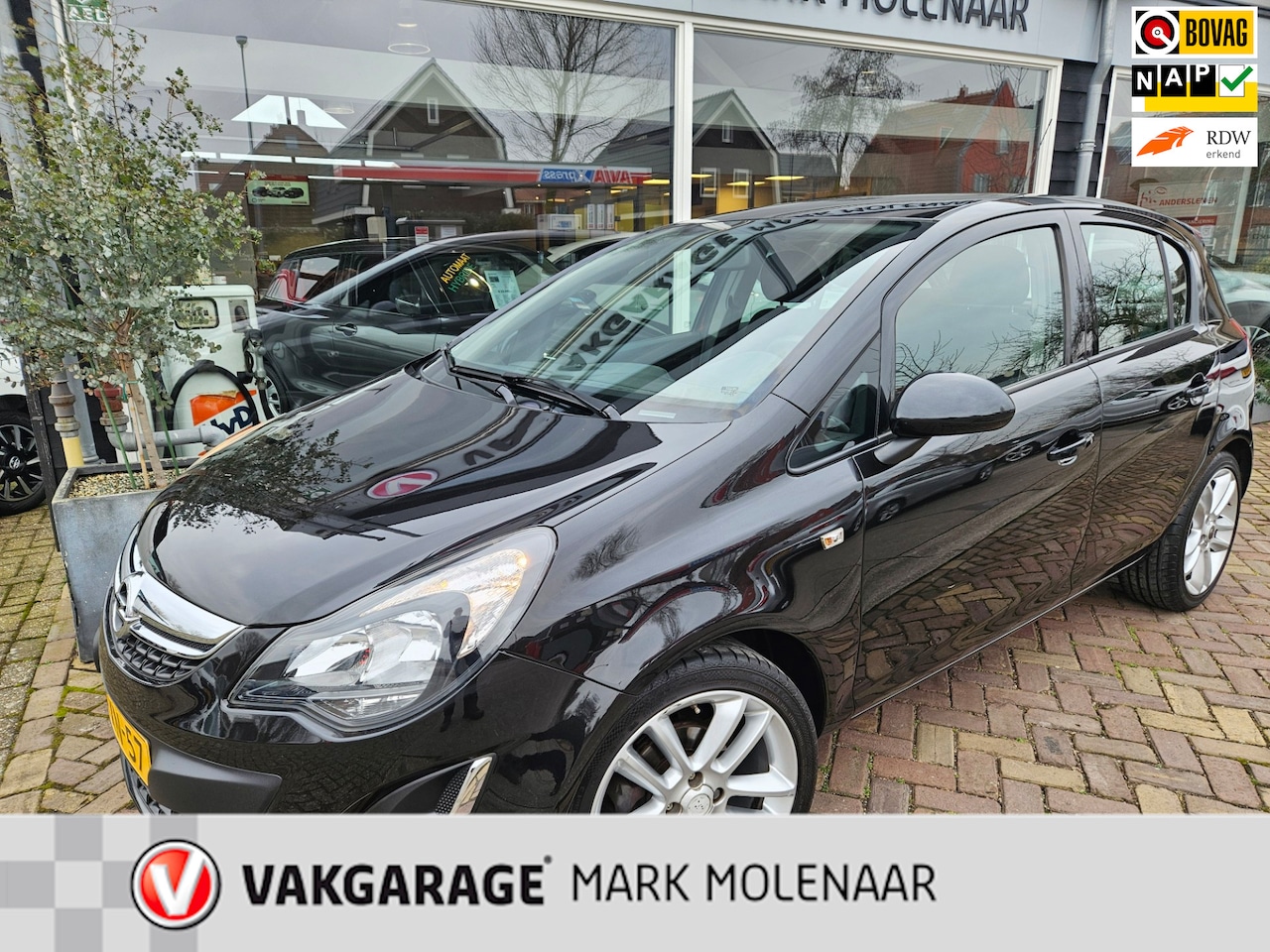 Opel Corsa - 1.4-16V Berlin 1.4-16V Berlin,nette sportieve auto - AutoWereld.nl