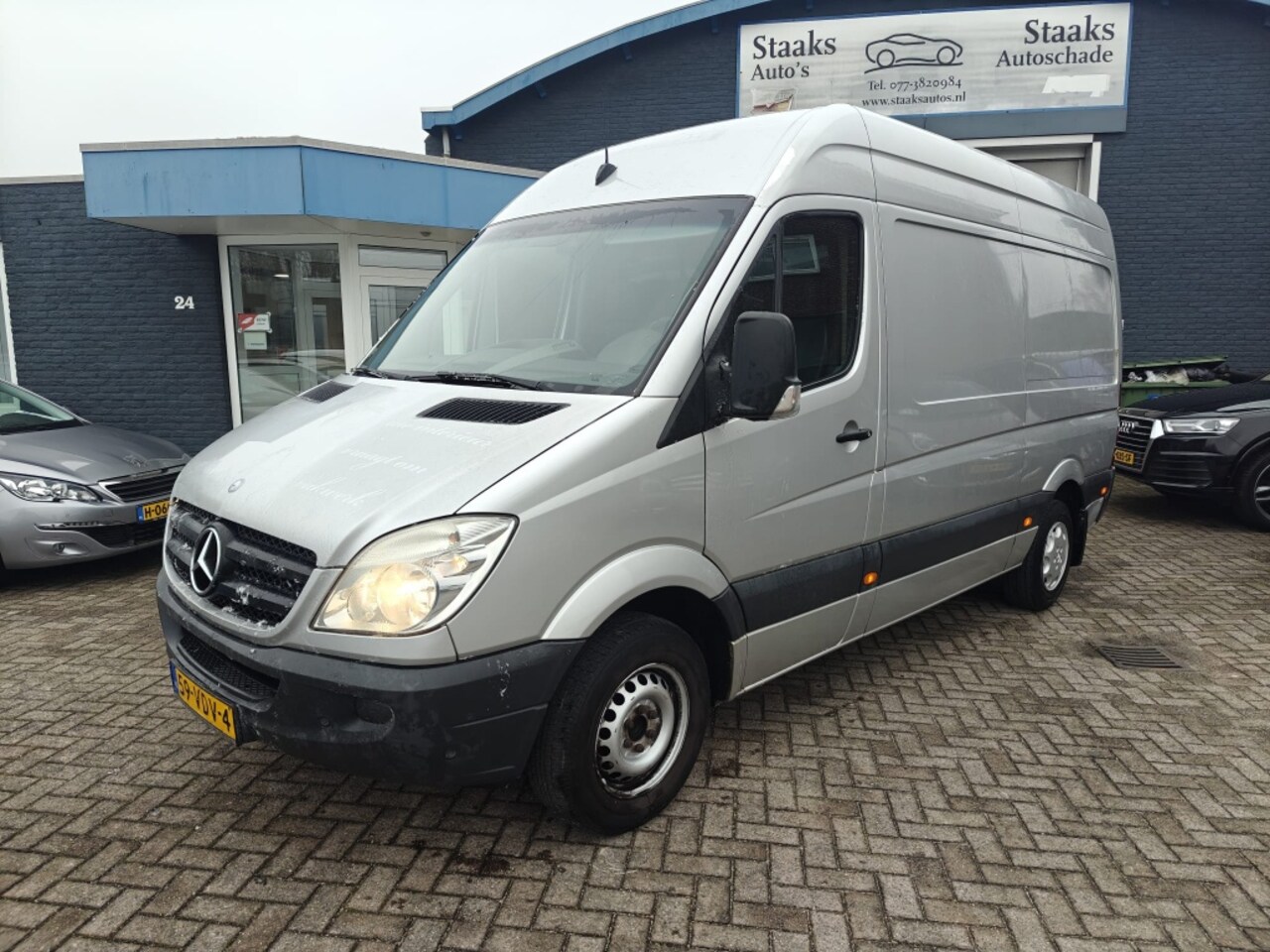 Mercedes-Benz Sprinter - 211 L2H2 2.2 CDI 366 109pk - AutoWereld.nl