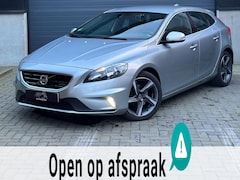 Volvo V40 - 1.6 D2 R-Design Trekhaak - Navi - Airco