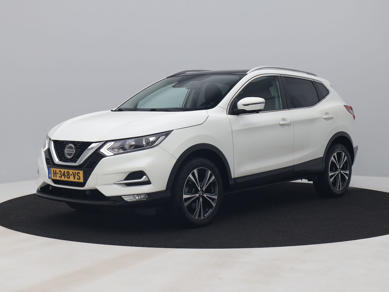 Nissan Qashqai - 1.2 N-Connecta | PANO | 360º | KEYLESS - AutoWereld.nl