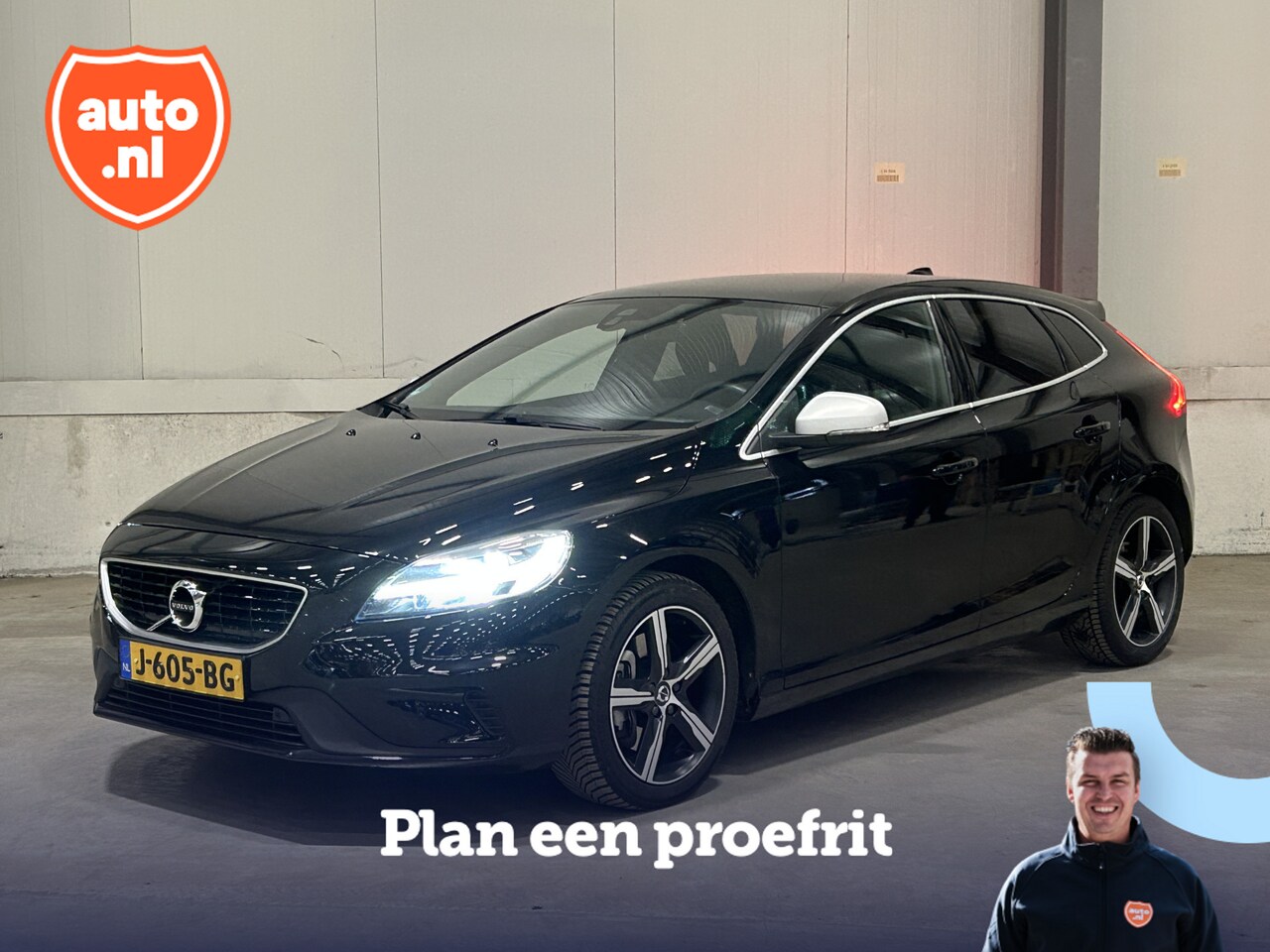 Volvo V40 - 1.5 T3 Polar+ Sport R-design | Panoramadak | Trekhaak | LED | H&K | Stoelverwarming | Crui - AutoWereld.nl