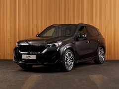 BMW X1 - xDrive30e M-SPORT-PANO-H/K-HUD-20"