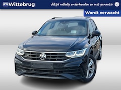 Volkswagen Tiguan - 1.4 TSI eHybrid 245PK DSG R-Line Business+ / Black Style / Digital Cockpit Pro / Pano / St