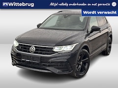 Volkswagen Tiguan - 1.4 TSI eHybrid R-Line / Panorama dak / BlackStyle / IQ Led / Zwenkbare trekhaak / 19 Inch