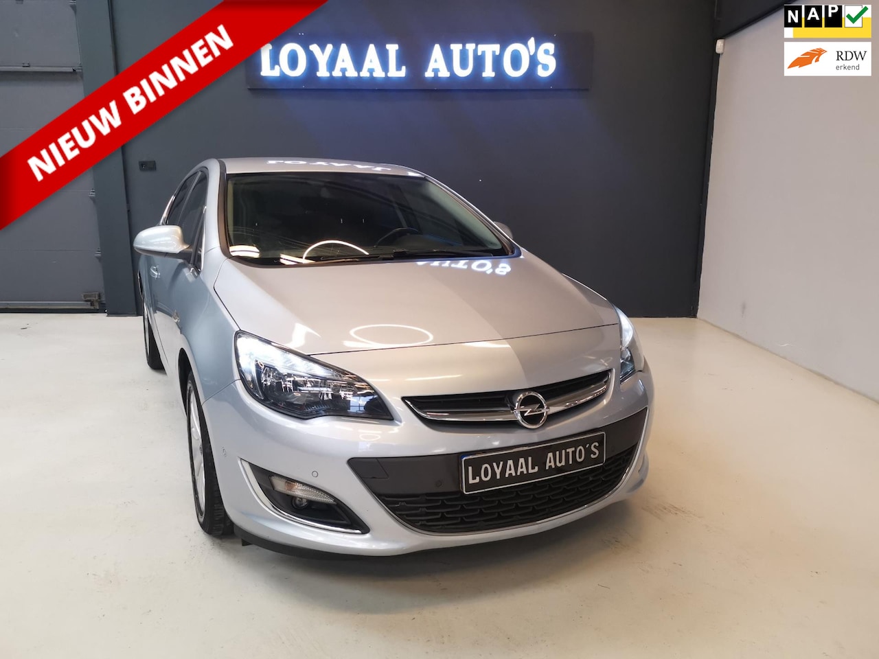 Opel Astra - 1.4 Turbo Cosmo | NAVI | AIRCO | CRUISE | PDC | APK | ELEK.RAMEN | NAP. - AutoWereld.nl