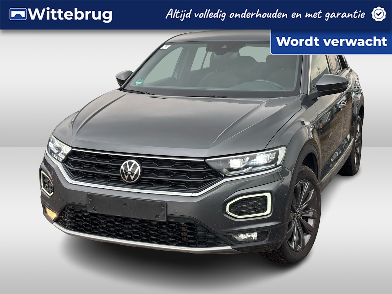 Volkswagen T-Roc - 1.5 TSI 150pk Sport DSG automaat Virtual Cockpit / LM 17 inch / LED / Navi by App / Beats - AutoWereld.nl