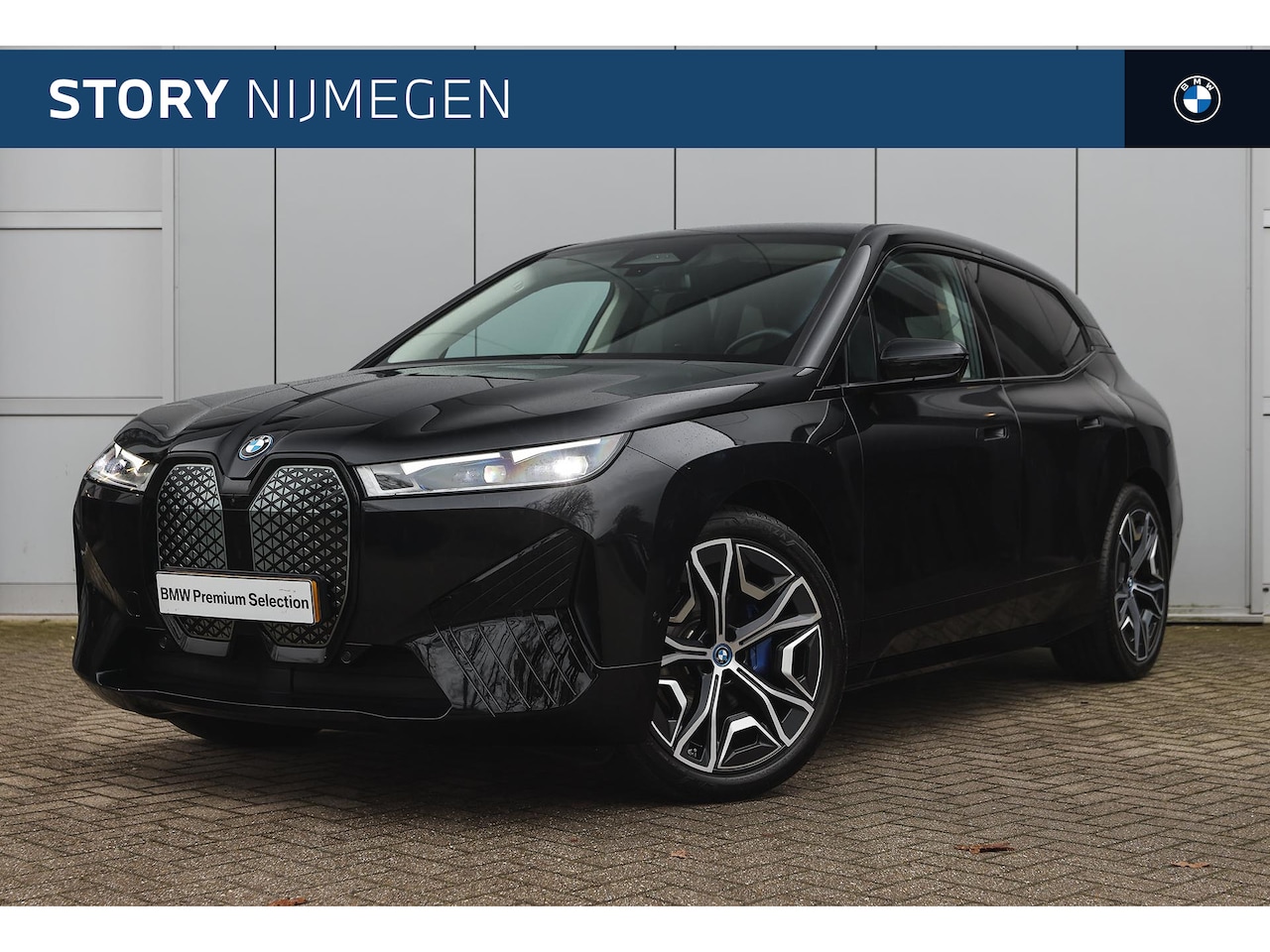 BMW iX - xDrive40 / Sportpakket / Laserlight / Parking Assistant Plus / Comfort Access / Live Cockp - AutoWereld.nl