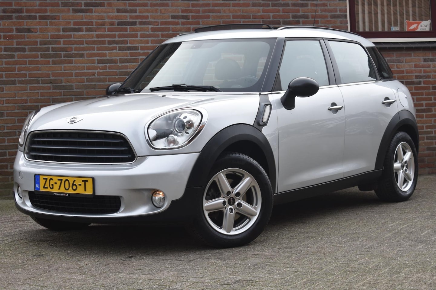 MINI Countryman - 1.6 One '11 Xenon Pano Clima Cruise Leder Inruil mogelijk - AutoWereld.nl