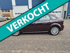 Ford Focus - 2.0 Titanium, airco/ navigatie/ achteruit sencor/goed onderh