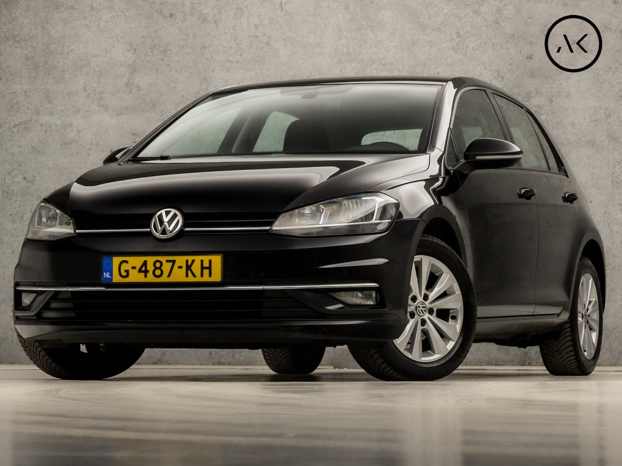 Volkswagen Golf - 1.0 TSI Sportline (APPLE CARPLAY, GROOT NAVI, CLIMATE, ADAPTIVE CRUISE, SPORTSTOELEN, LM V - AutoWereld.nl