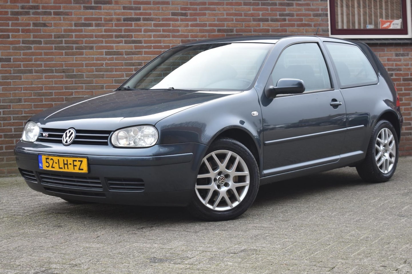 Volkswagen Golf - 2.3 V5 Highline '03 Clima Cruise Inruil mogelijk - AutoWereld.nl