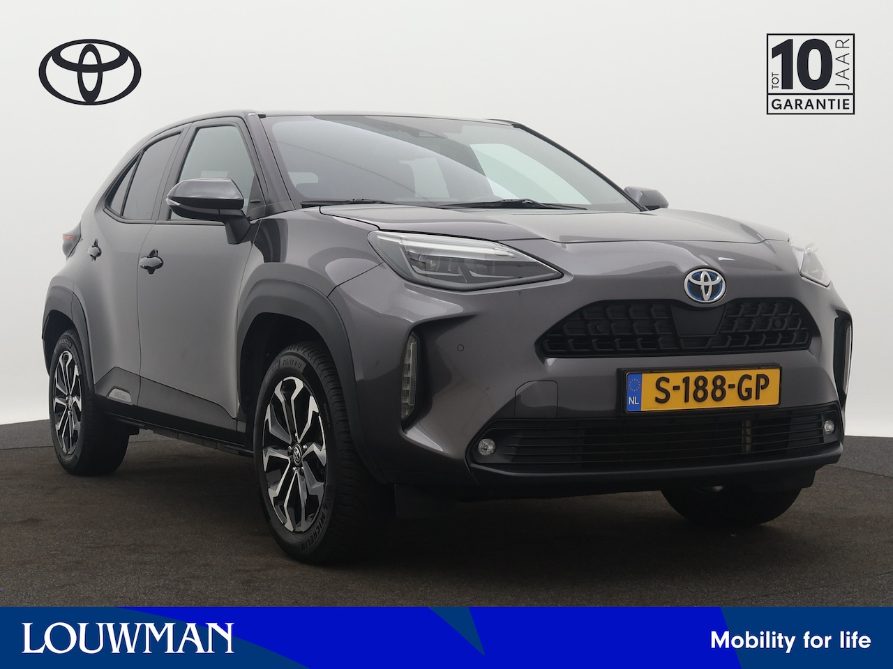 Toyota Yaris Cross - 1.5 Hybrid AWD Dynamic Plus | Parkeersensor voor en achter | Trekhaak | Voorstoelen verwar - AutoWereld.nl