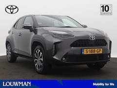 Toyota Yaris Cross - 1.5 Hybrid AWD Dynamic Plus Limited | Trekhaak | Dodehoekdetectie | Voorstoelen verwarmd |